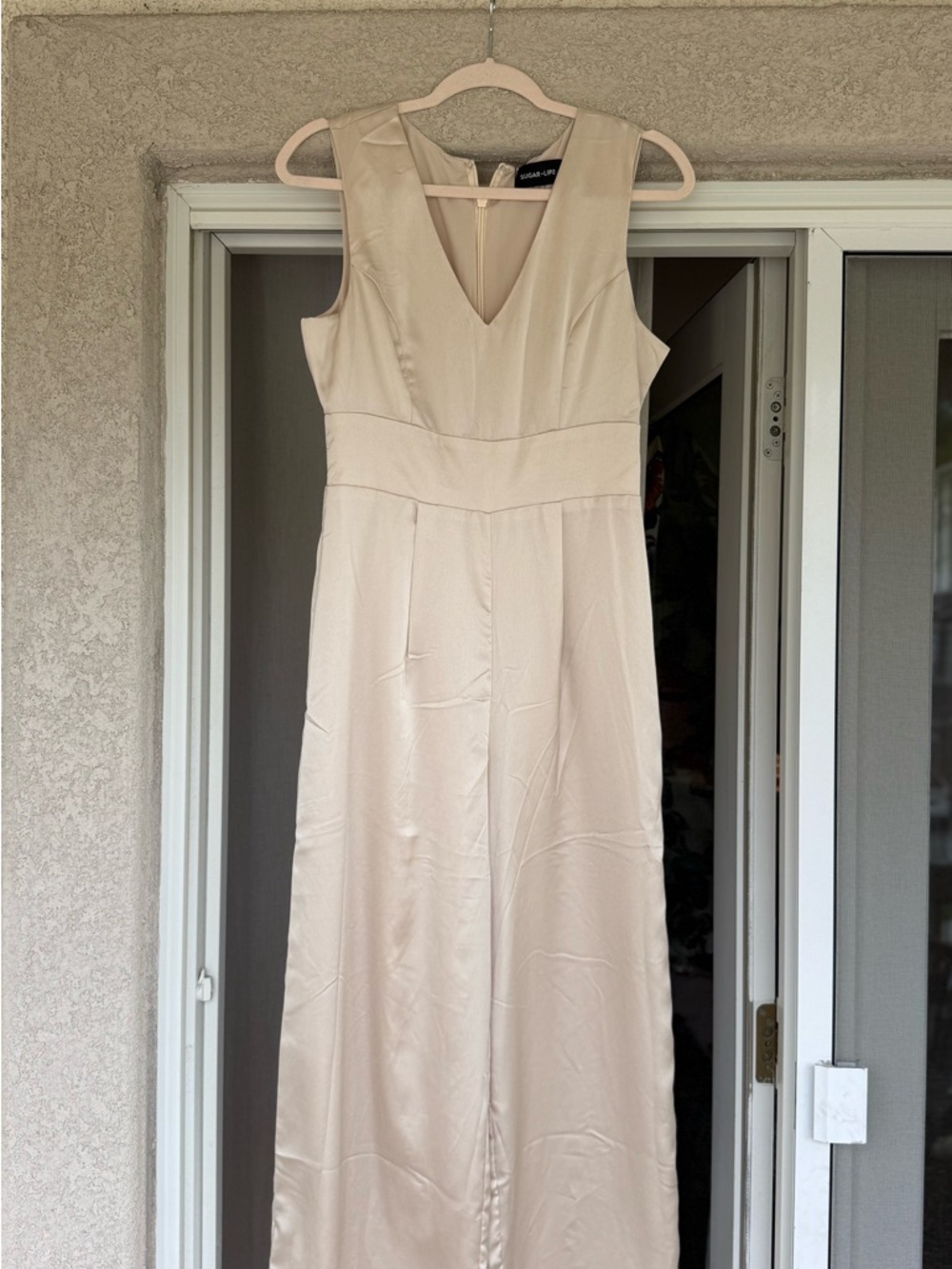 Sugarlips Cream V-Neck Sleeveless Maxi Dress